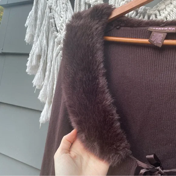 Sold 9/10/24 live Y2K Furry Removable Collar Cardigan Sweater Natural Brown - Picture 4 of 4
